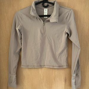 Paragon Crop in Lilac